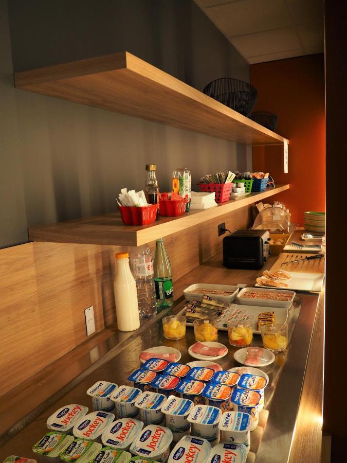 Hotel Ibis Styles Le Mans Gare Sud Zewnętrze zdjęcie