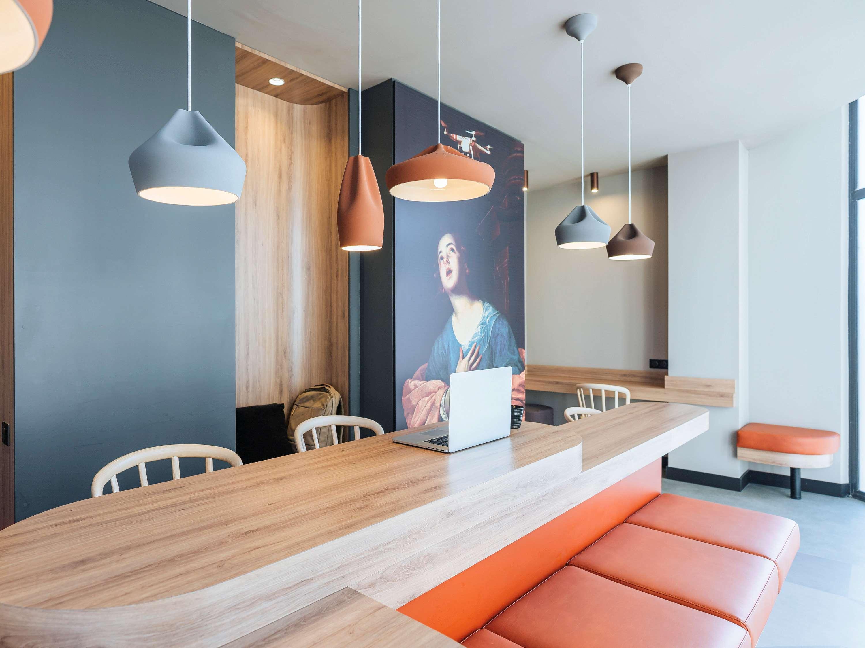 Hotel Ibis Styles Le Mans Gare Sud Zewnętrze zdjęcie